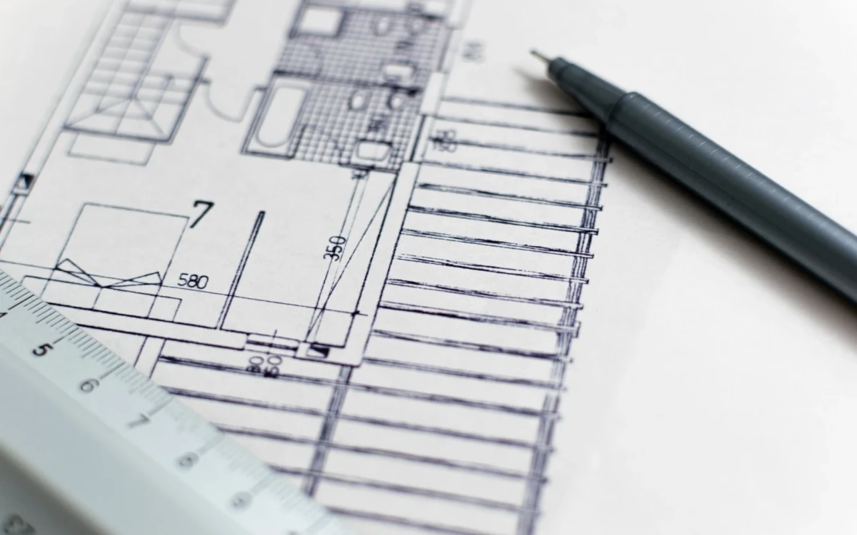 Navrhování osvětlení v architektonických projektech: estetika, bezpečnost, flexibilita a udržitelnost