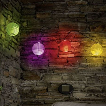 Zahradní solární lampy
